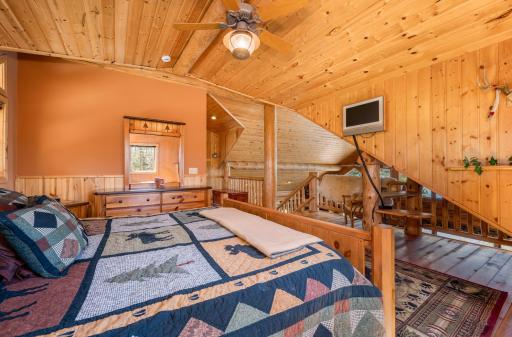 51748 Pine Point Lane, Bigfork, MN 56628