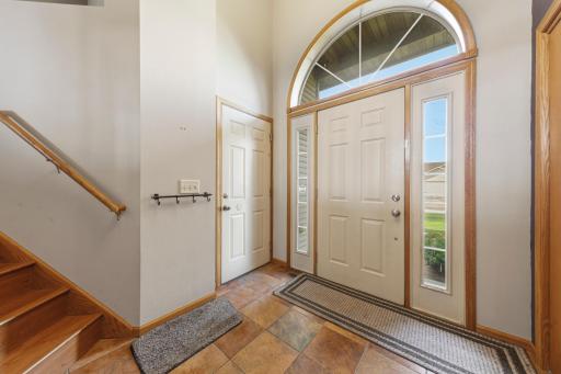 1255 Cottage Lane SE, Owatonna, MN 55060