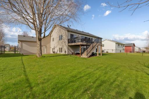 1255 Cottage Lane SE, Owatonna, MN 55060