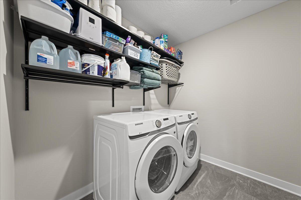 Upper level laundry room