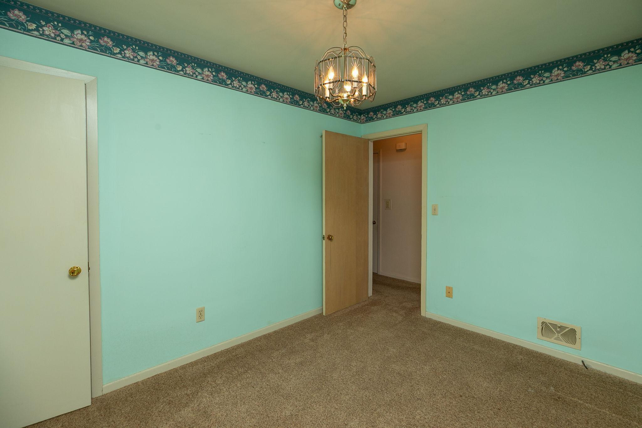 16-web-or-mls-16-Bedroom 3.jpg