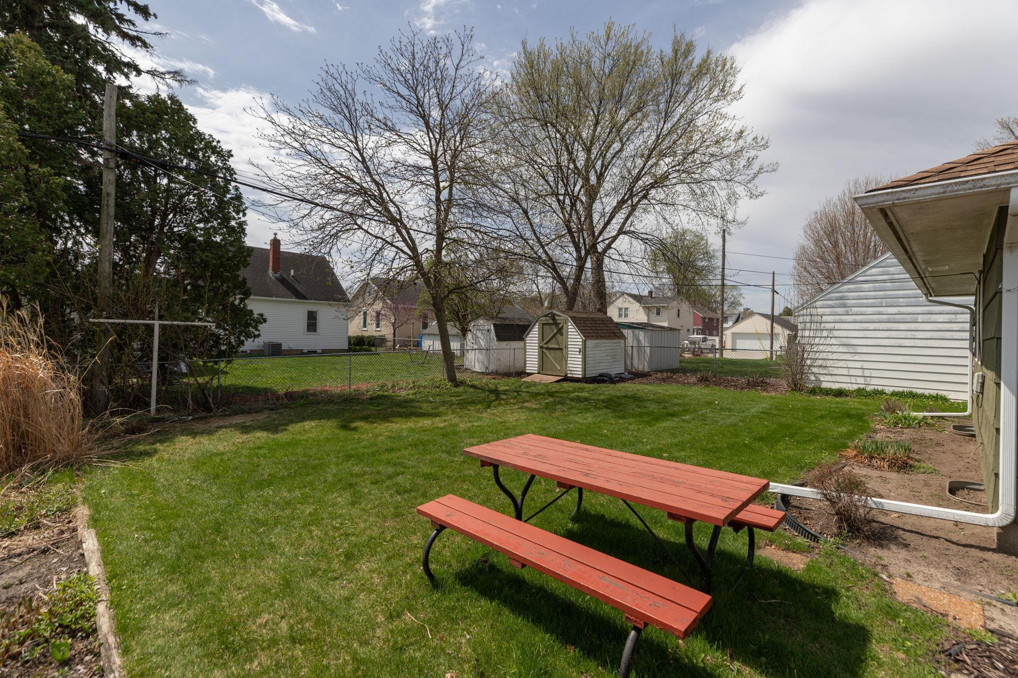 26-web-or-mls-26-Back View.jpg