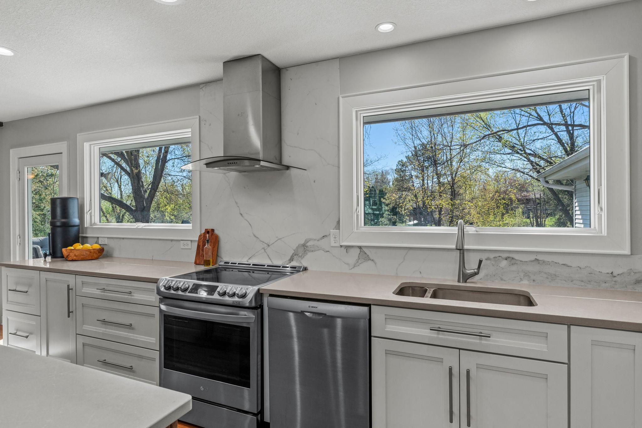 Kitchen - Stainless steel appliances