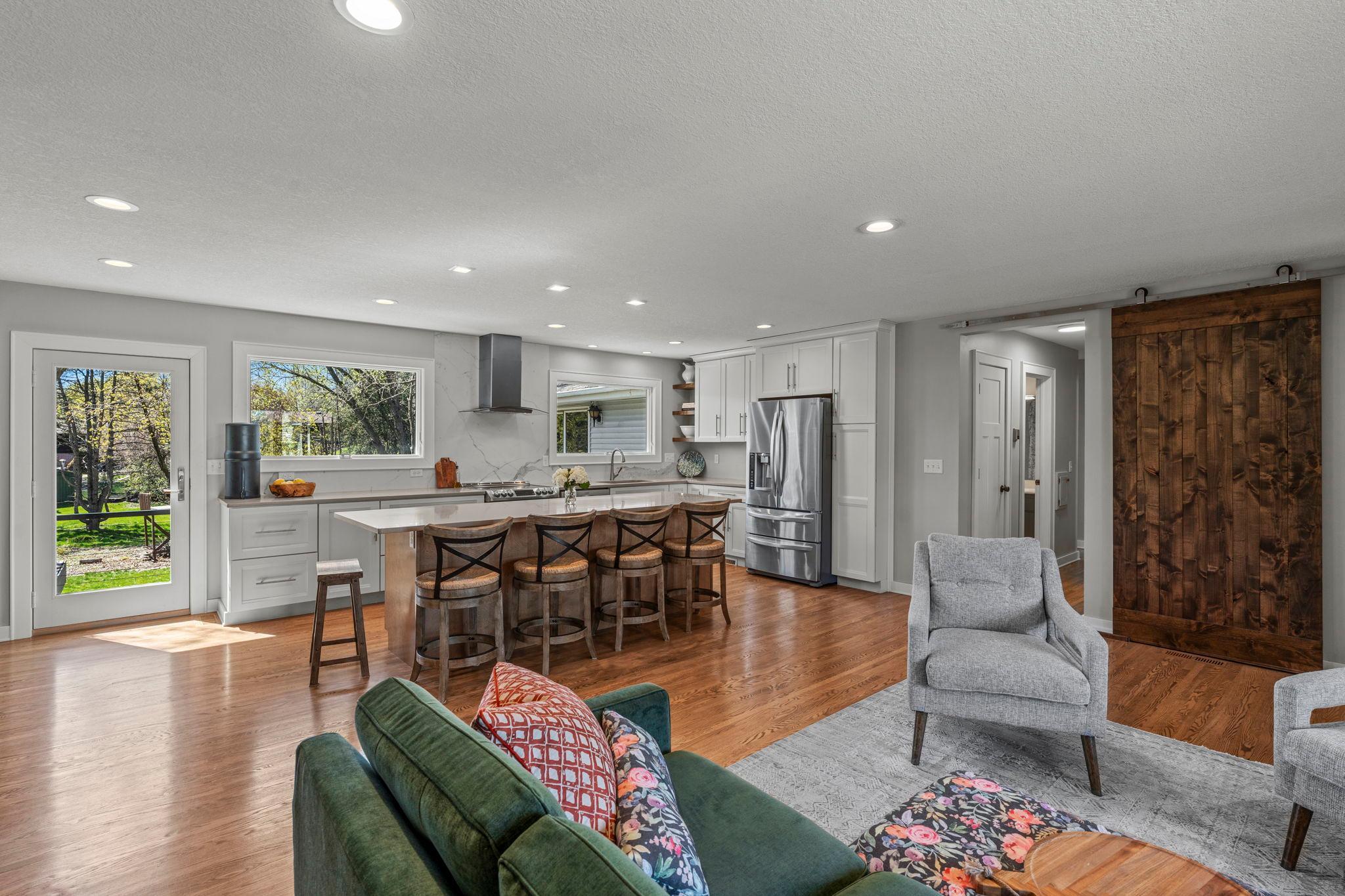 Living room/Kitchen
