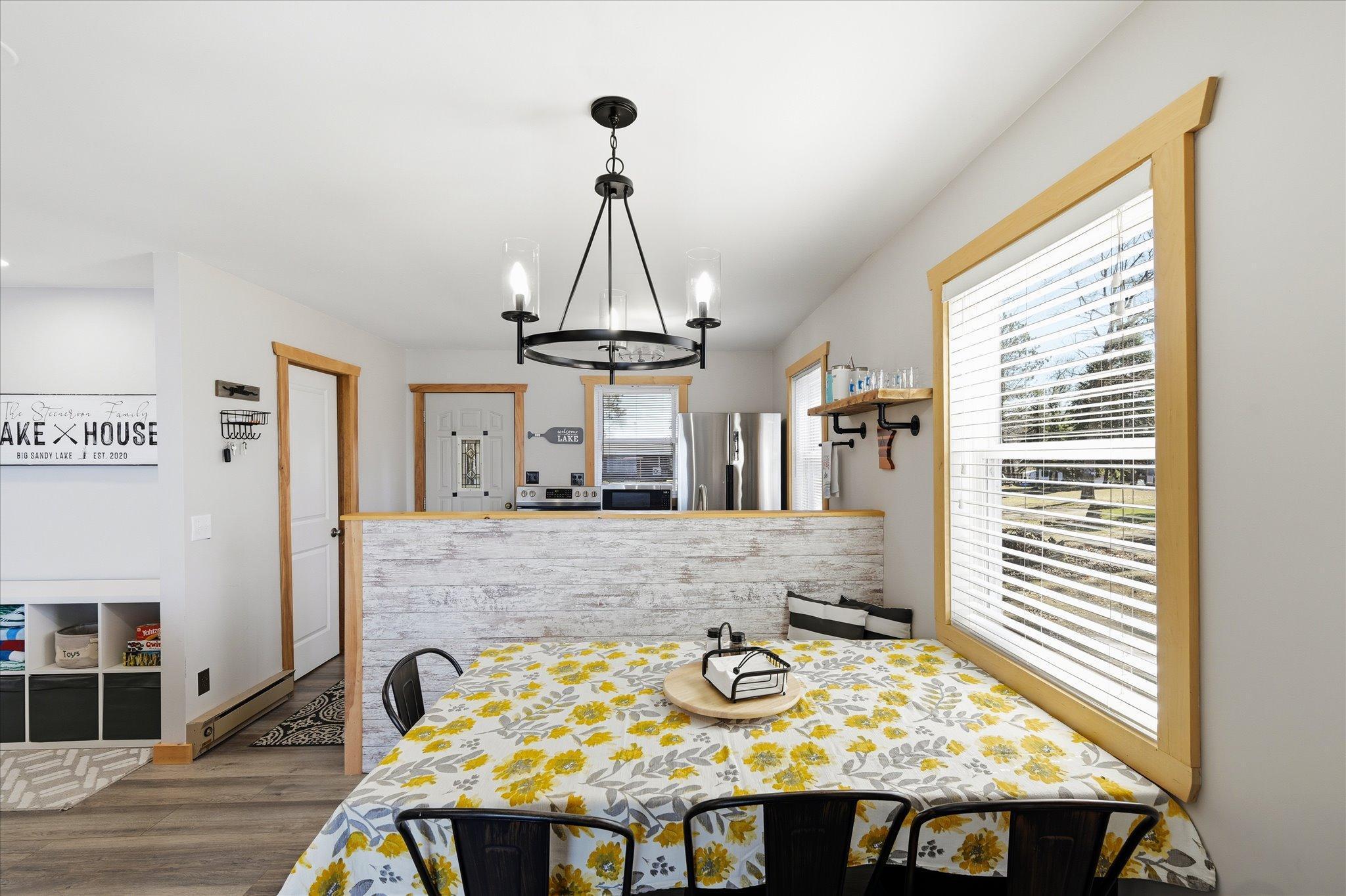 Seat 7 comfortably here.