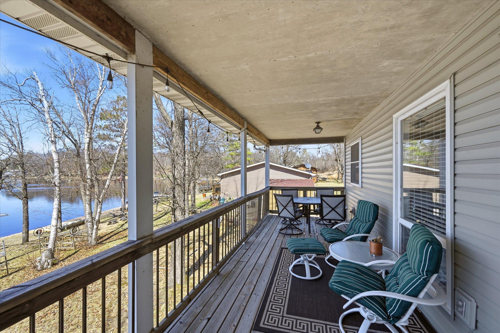 Seller's have a bid to screen in this space if you care to do so.