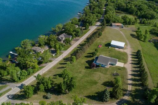 14124 E Eagle Lake Road, Battle Lake, MN 56515