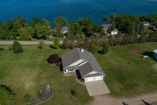 14124 E Eagle Lake Road, Battle Lake, MN 56515