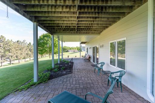 14124 E Eagle Lake Road, Battle Lake, MN 56515