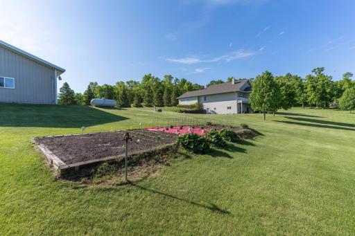 14124 E Eagle Lake Road, Battle Lake, MN 56515