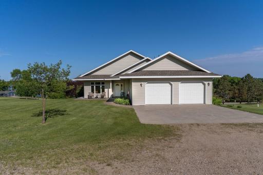 14124 E Eagle Lake Road, Battle Lake, MN 56515