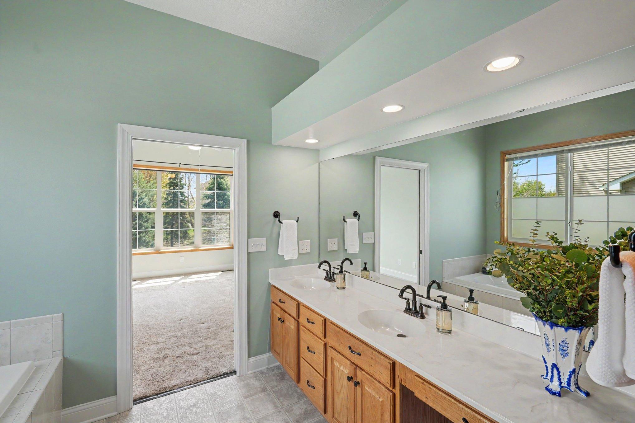 Dual sinks