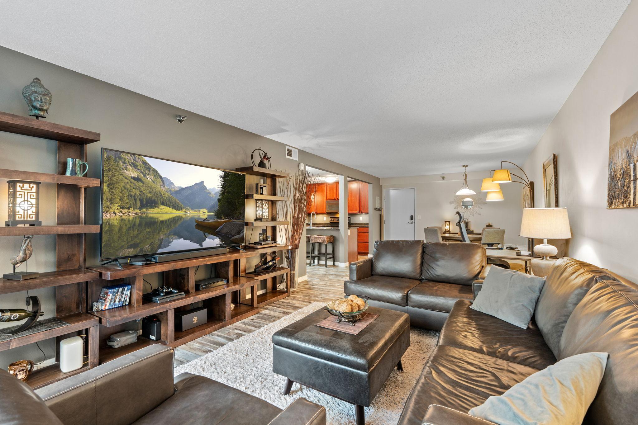 52 Groveland Ter 108