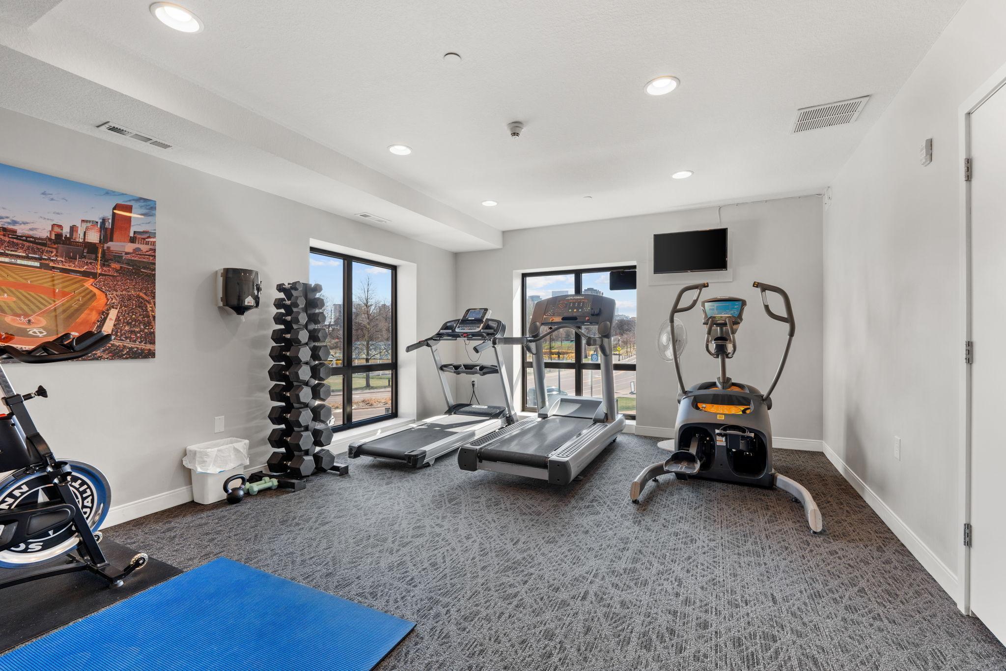 52 Groveland Ter 108