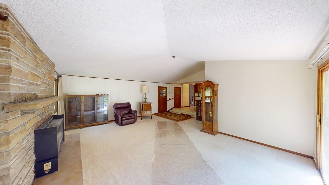 Additional view family room