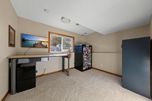 1840 Field Stone Avenue SE, Owatonna, MN 55060