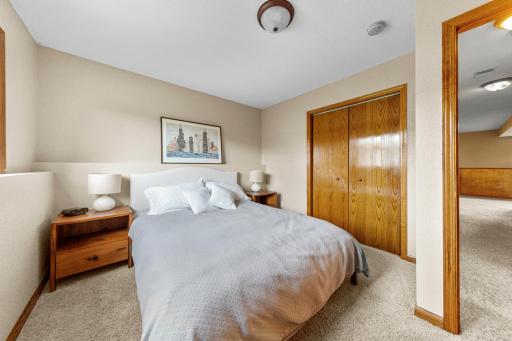 1840 Field Stone Avenue SE, Owatonna, MN 55060