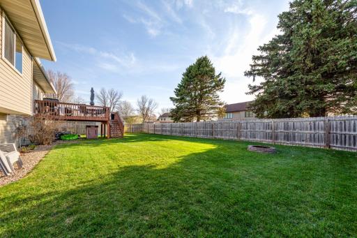1840 Field Stone Avenue SE, Owatonna, MN 55060