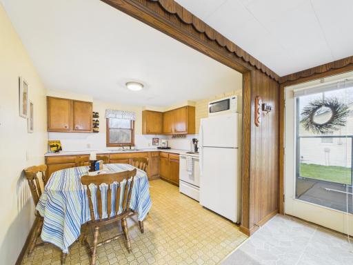 27113 Bass Beach Road, Starbuck, MN 56381