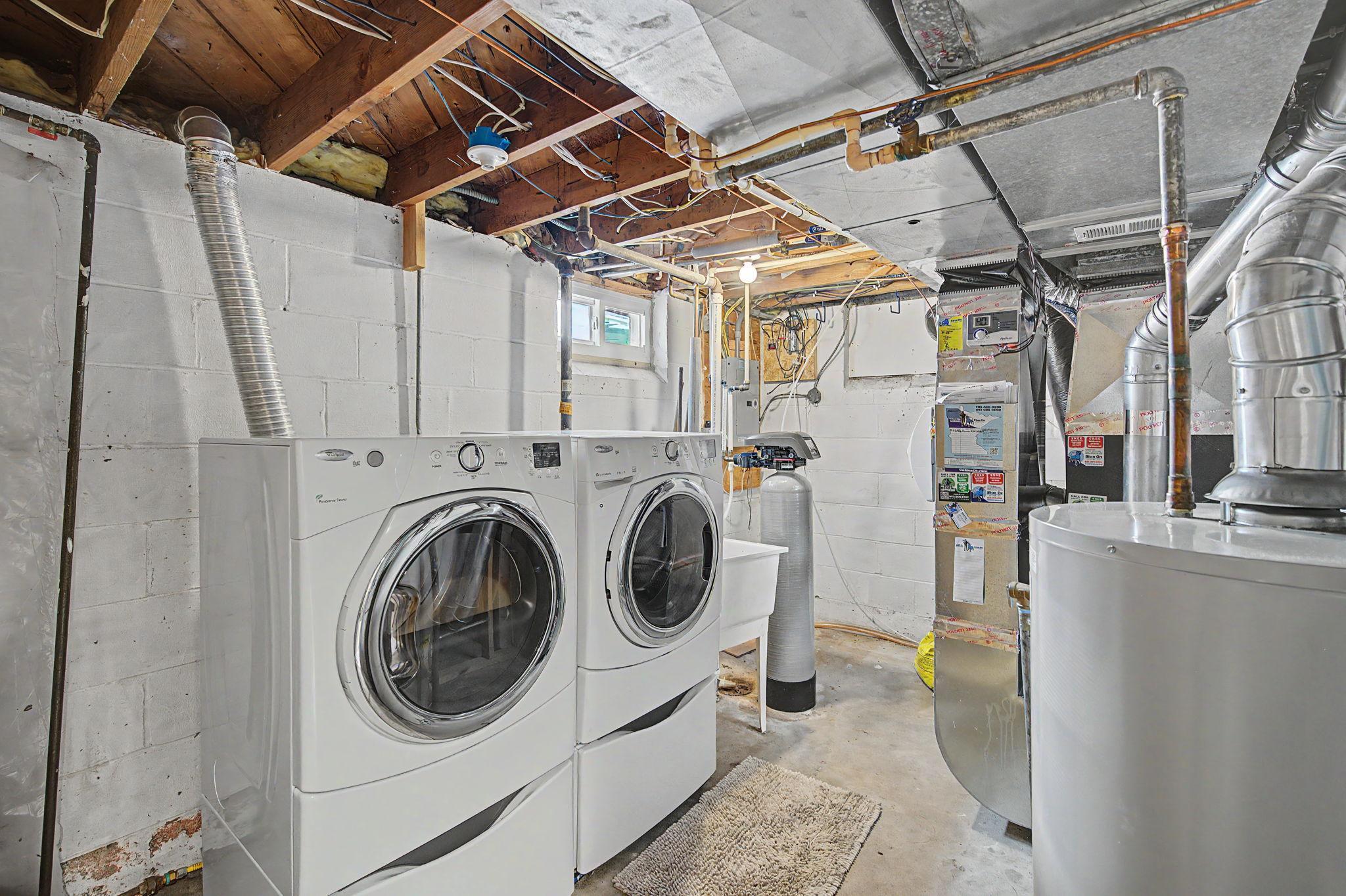 Basement Laundry Room