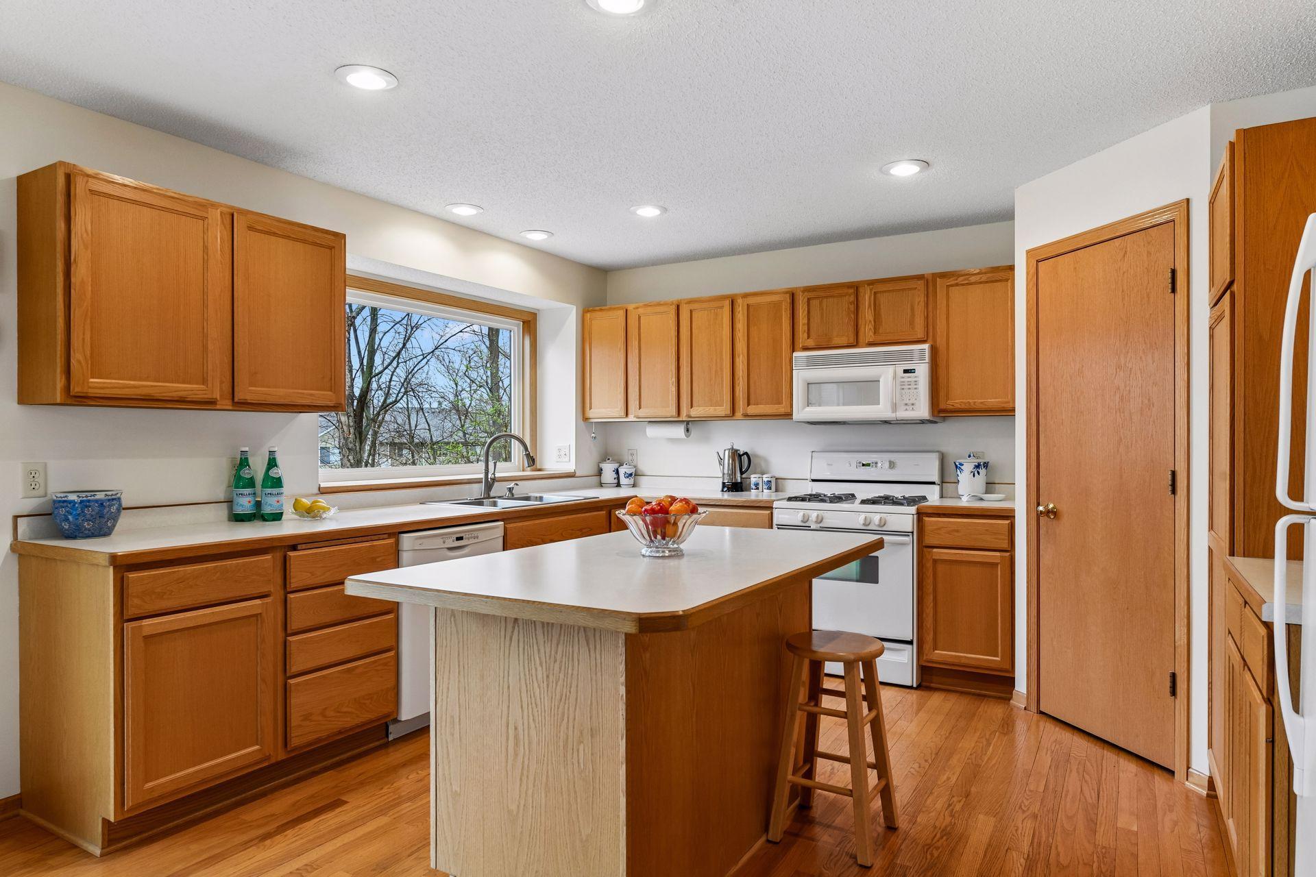 1360 Mockingbird Drive - Spacecrafting - 0011.jpg