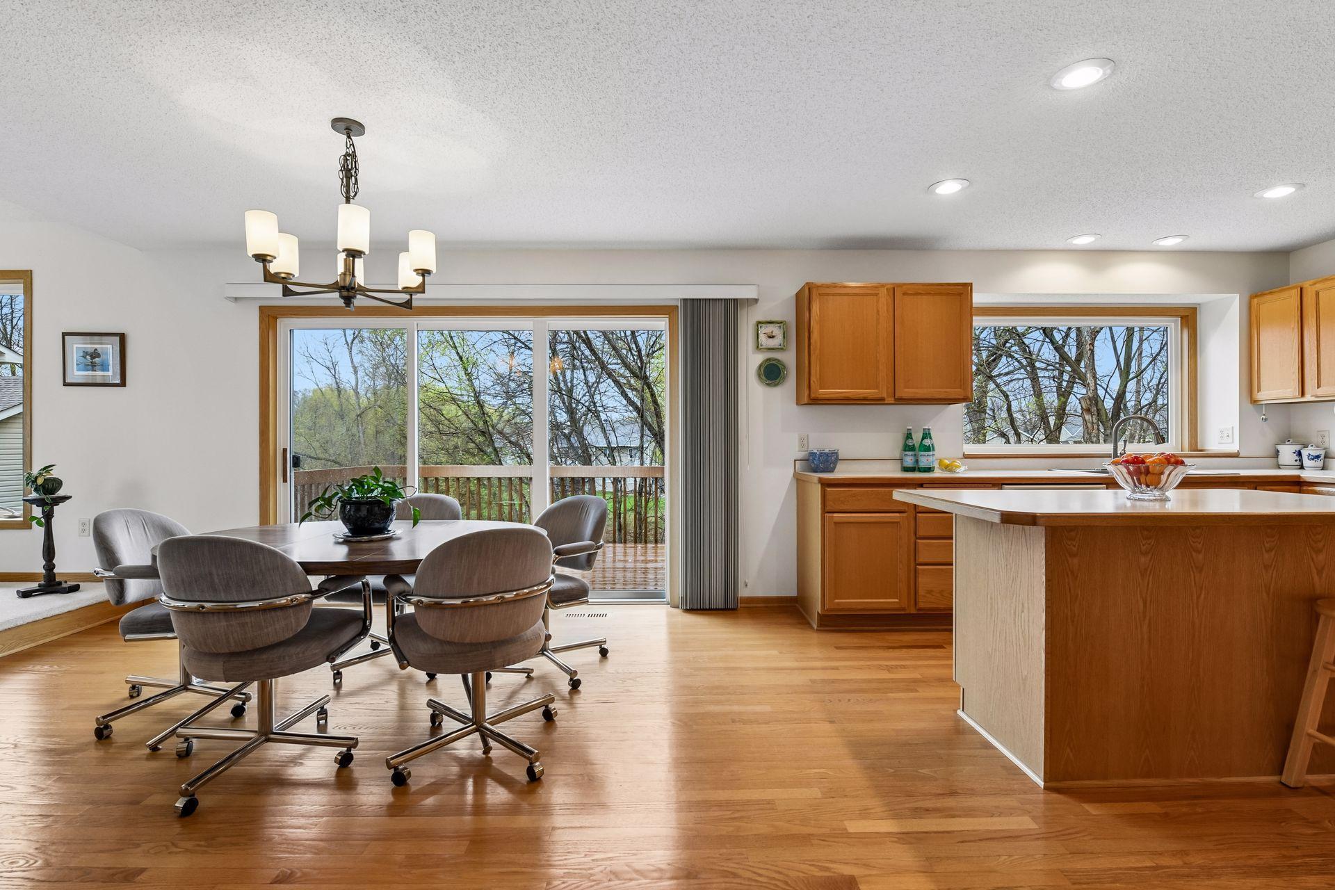 1360 Mockingbird Drive - Spacecrafting - 0016.jpg