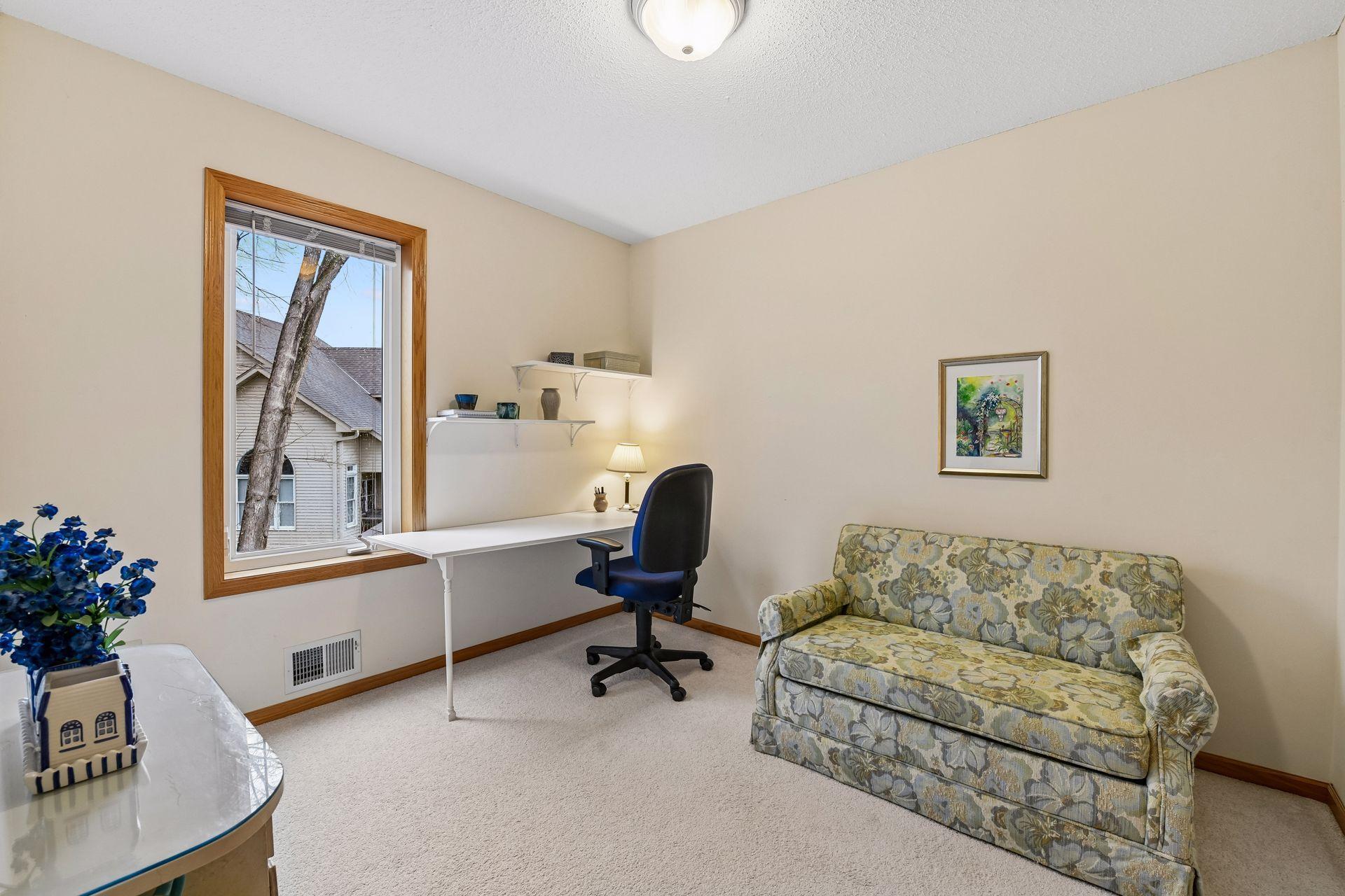 1360 Mockingbird Drive - Spacecrafting - 0028.jpg