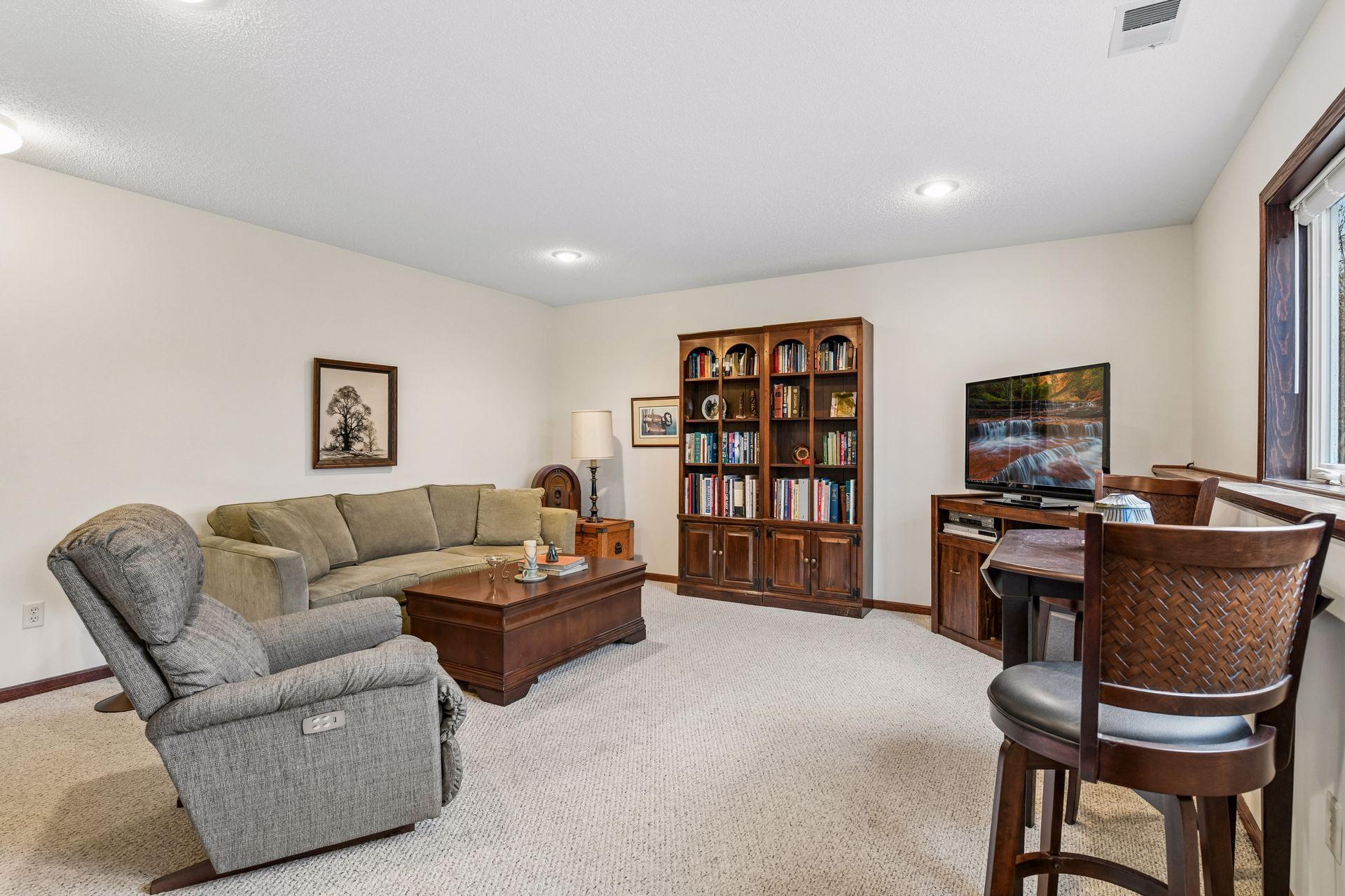 1360 Mockingbird Drive - Spacecrafting - 0031.jpg