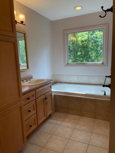 1406 Weatherhill Court SW, Rochester, MN 55902