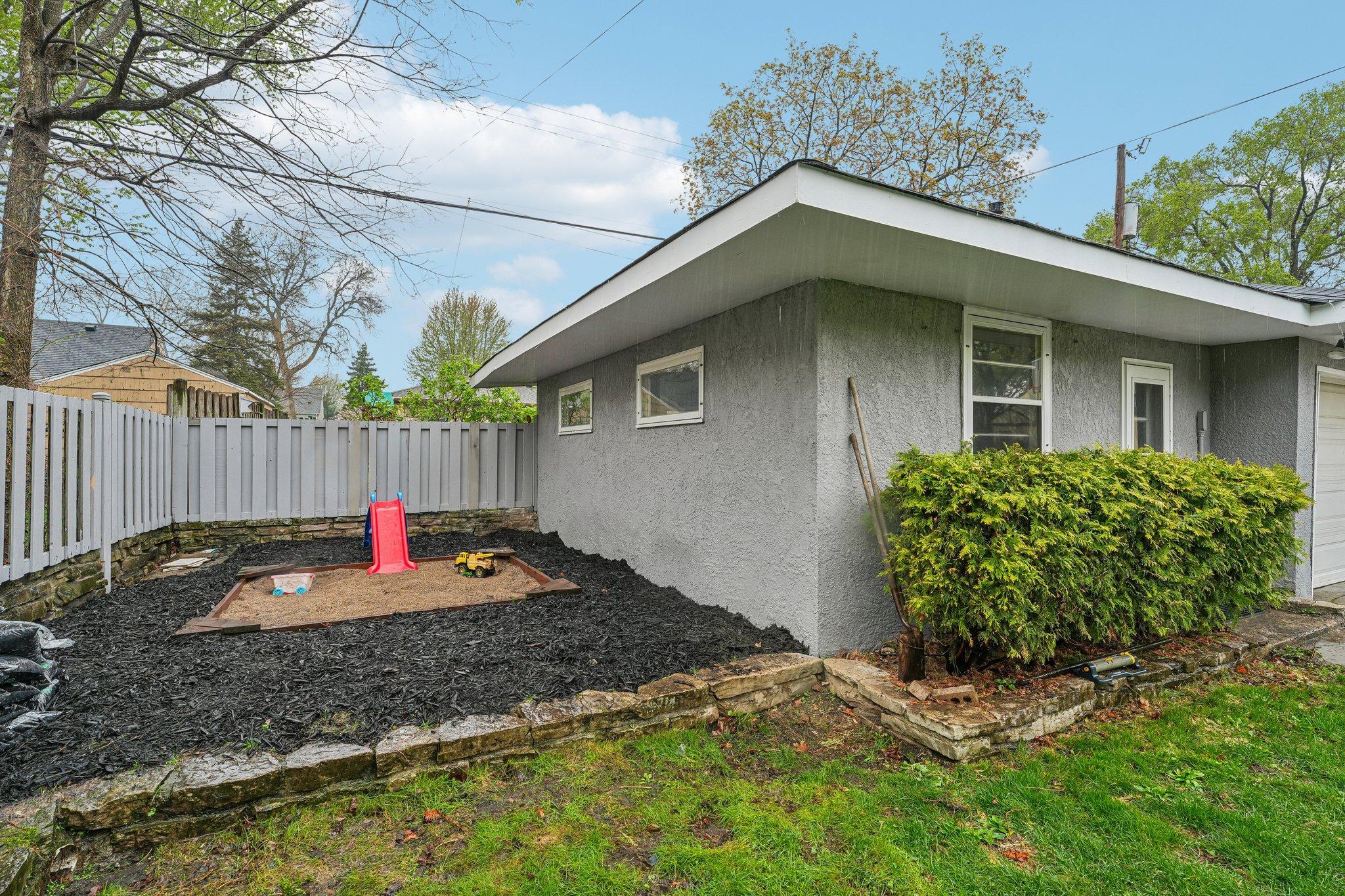 Enjoy a fun little sandbox area where kids can dig, play, and let their imaginations run free.