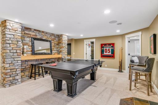 1010 Drake Court, Maple Plain, MN 55359