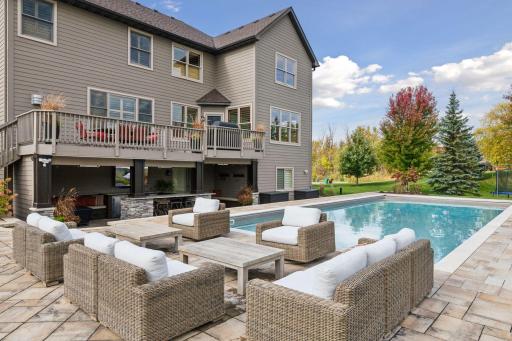 1010 Drake Court, Maple Plain, MN 55359
