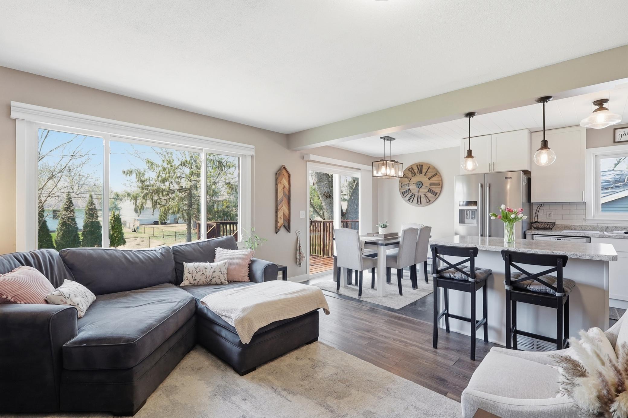 Livingroom, Dining room and Kitchen Island view