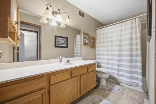 3485 18th Street S, Fargo, ND 58104