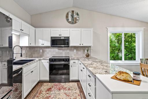 15595 Hidden Hollow Lane, New Prague, MN 56071