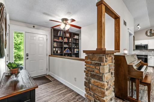 15595 Hidden Hollow Lane, New Prague, MN 56071