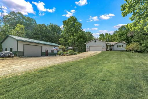 15595 Hidden Hollow Lane, New Prague, MN 56071