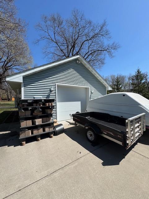 Garage Photo