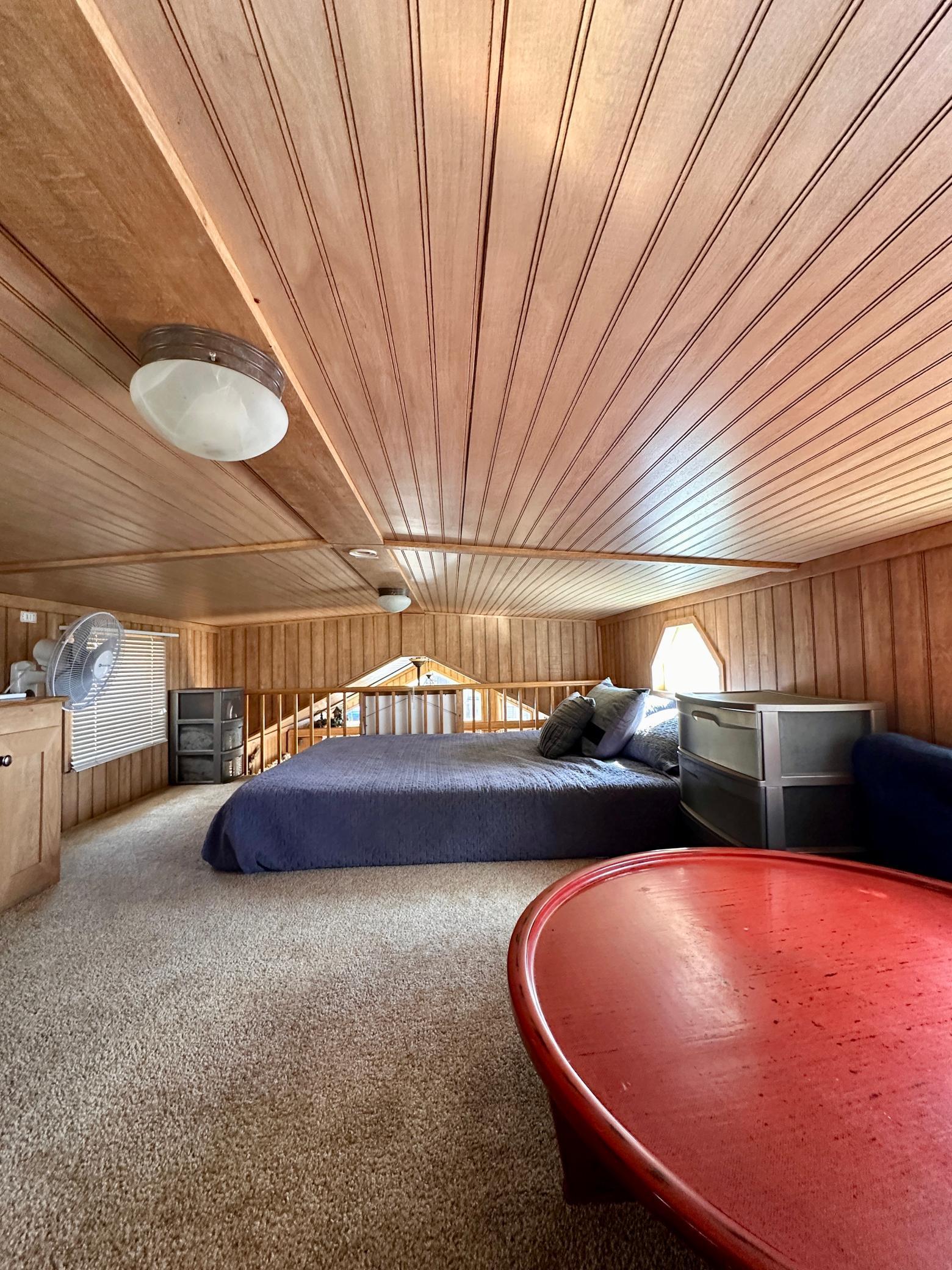 Check out this loft! Plenty of room for more places to sleep!