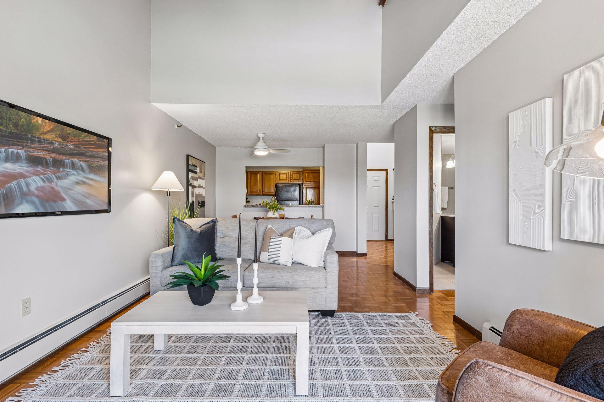 7622 York Ave - Spacecrafting - 0013.jpg