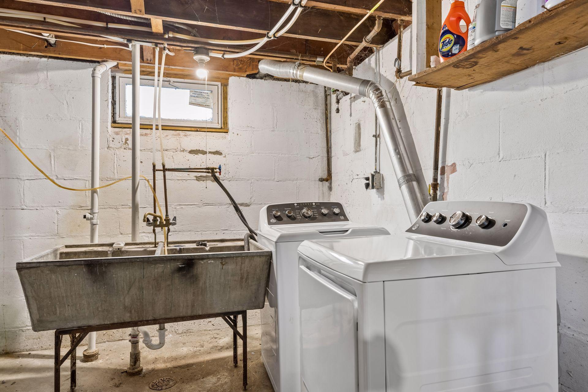 5520 33rd Avenue South - Spacecrafting - 0021.jpg