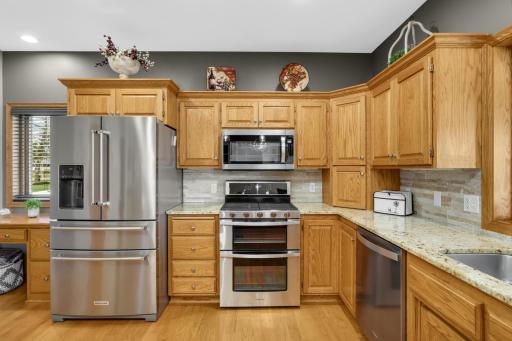 27225 Bayshore Drive NW, Isanti, MN 55040