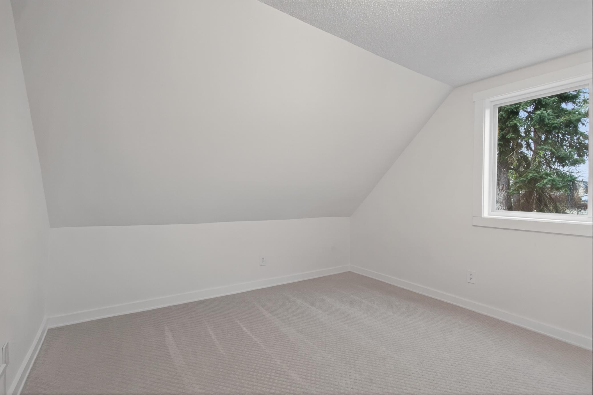 Upstairs Bedroom 3