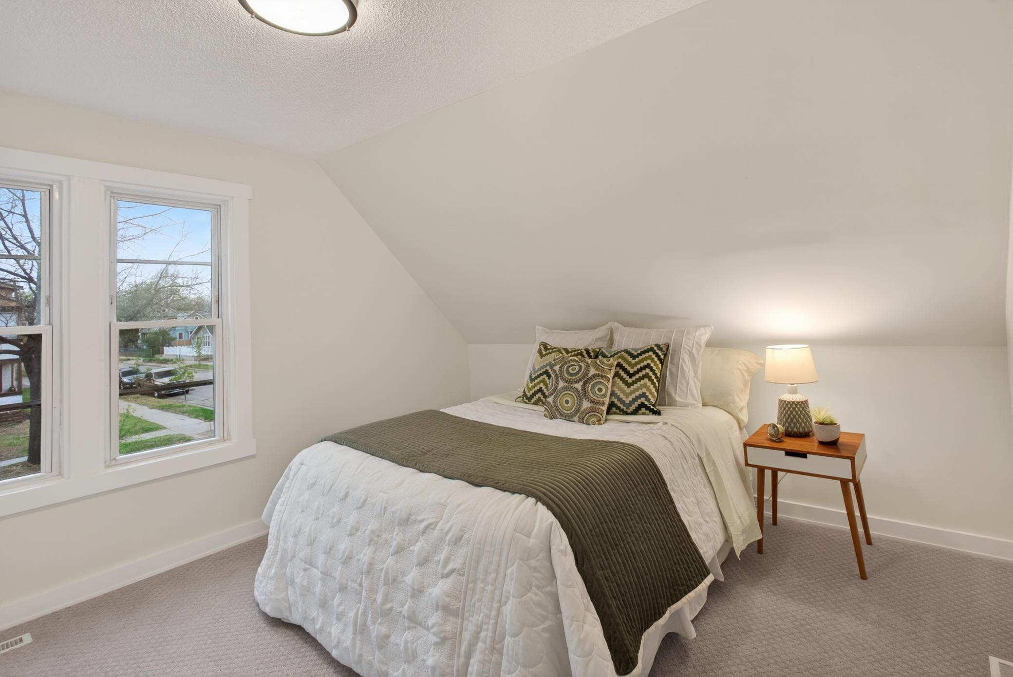 Upstairs Bedroom 2