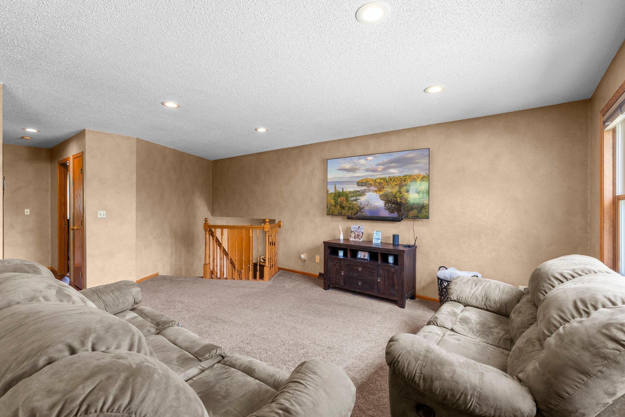 Spacious living room