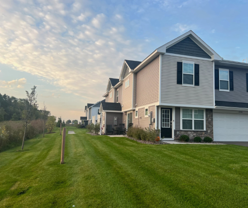 10546 Weston Way N, Maple Grove, MN 55369