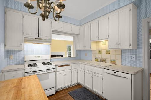 3819 Thomas Avenue S, Minneapolis, MN 55410