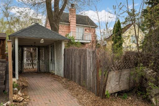 3819 Thomas Avenue S, Minneapolis, MN 55410
