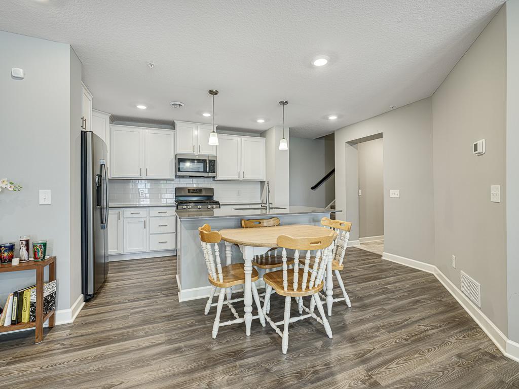 6 - Dining Area.jpg