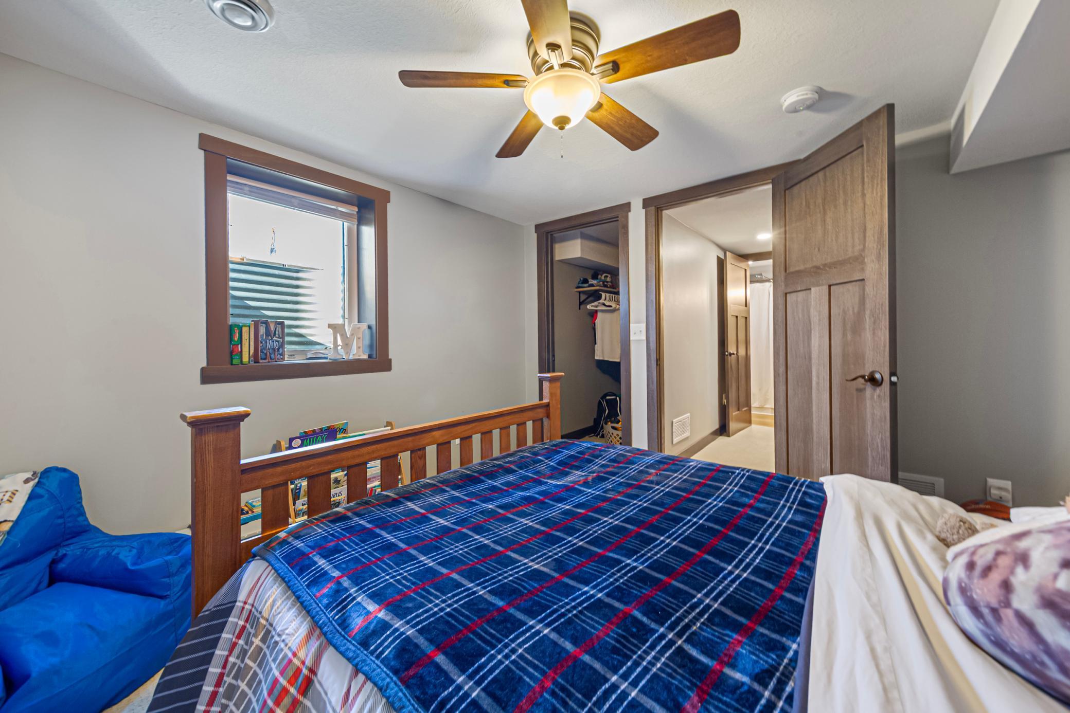 43 bedroom 4_lower.jpg